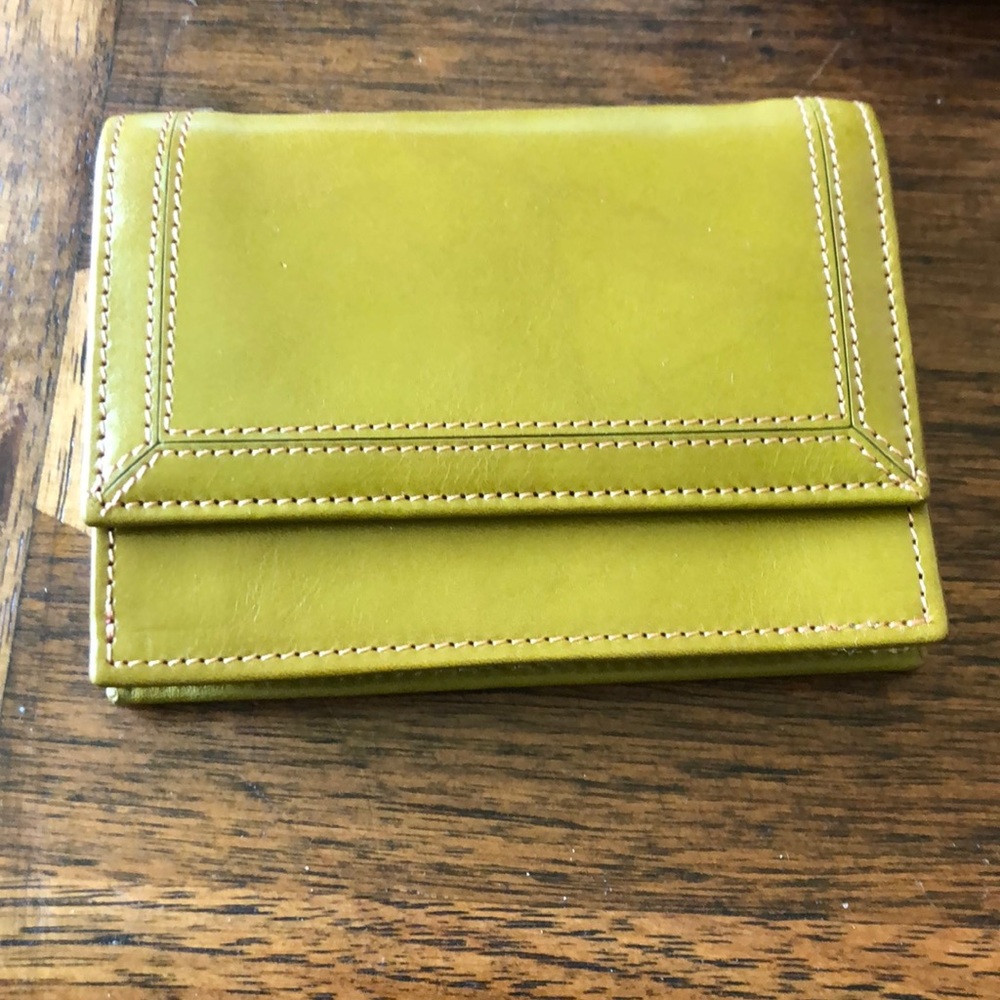Tusk olive green leather wallet